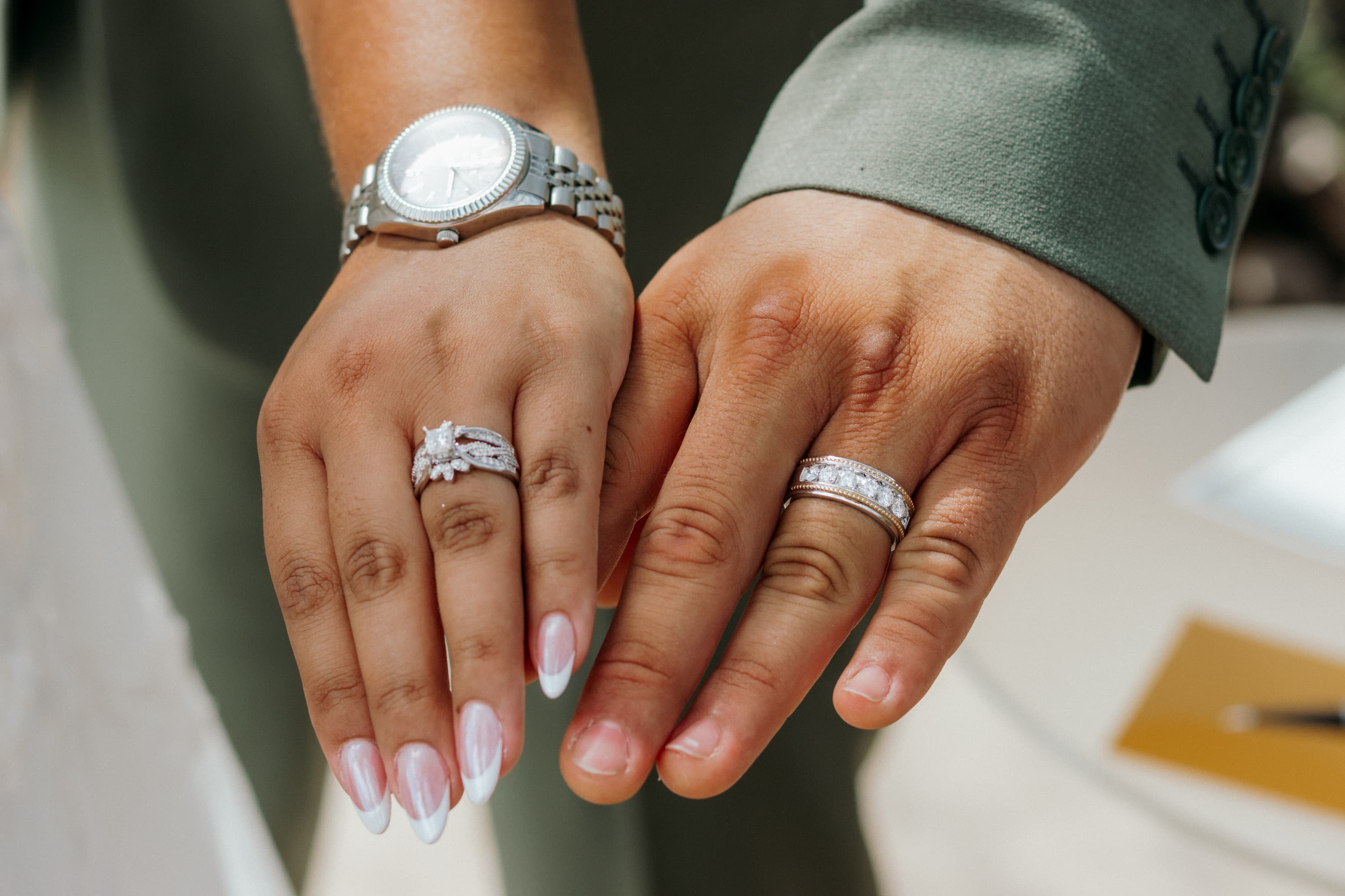 Engagement moments photographed by Annell Photo
